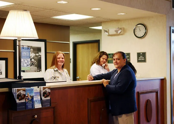 Hotel Hampton - Starved Rock Area 3*